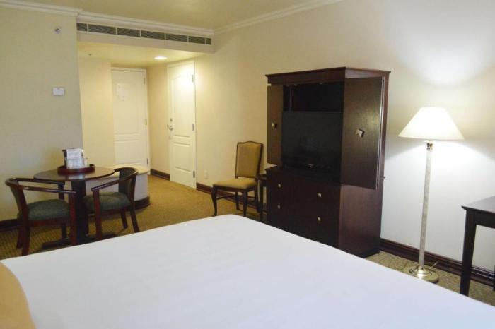 Best Western Plus Nuevo Laredo Inn & Suites Szoba fotó
