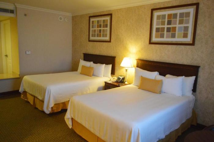 Best Western Plus Nuevo Laredo Inn & Suites Szoba fotó