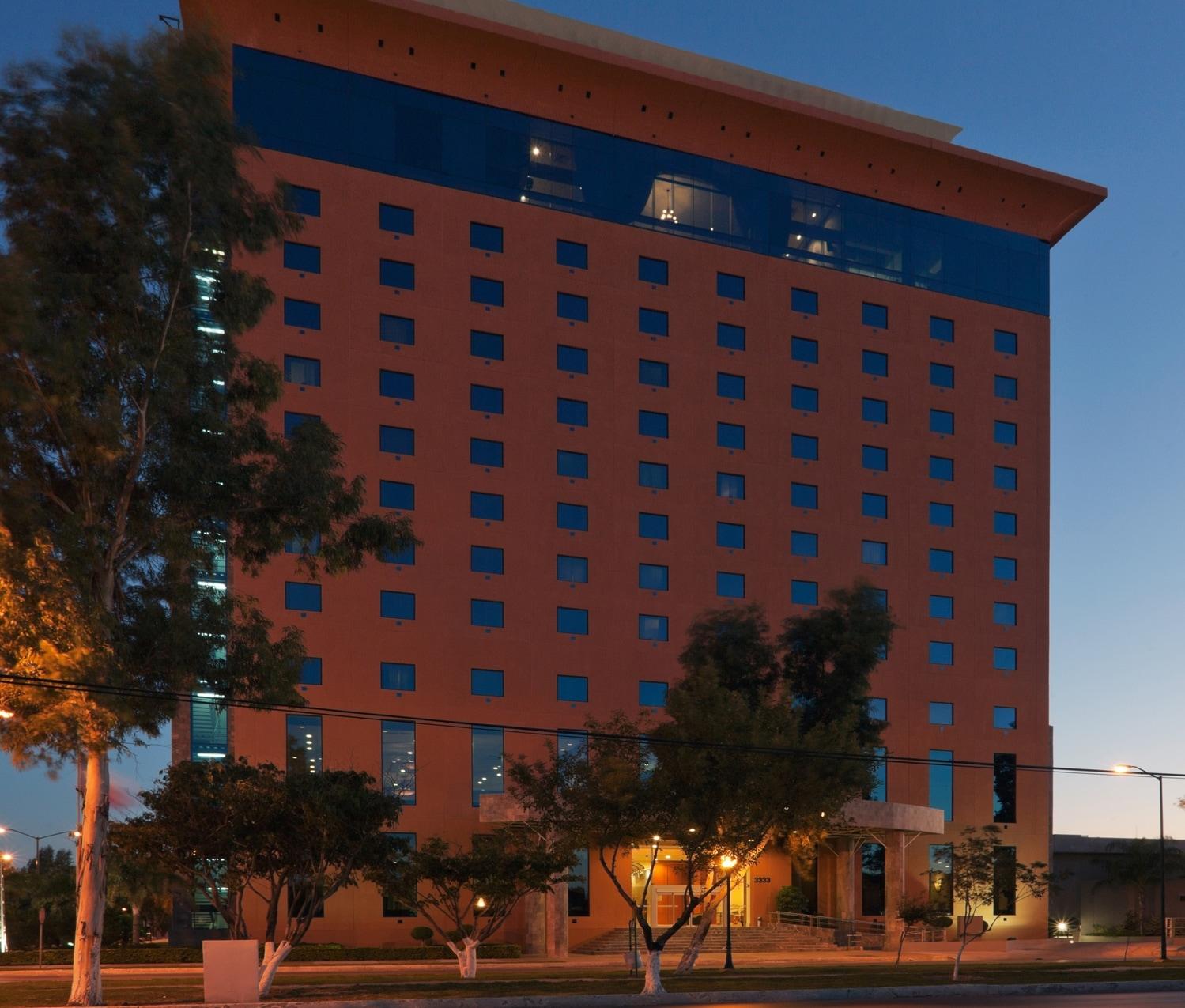 Best Western Plus Nuevo Laredo Inn & Suites Kültér fotó